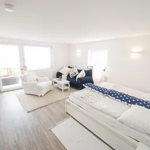https://perfect-apartment-near-opera.com-bavaria.com
